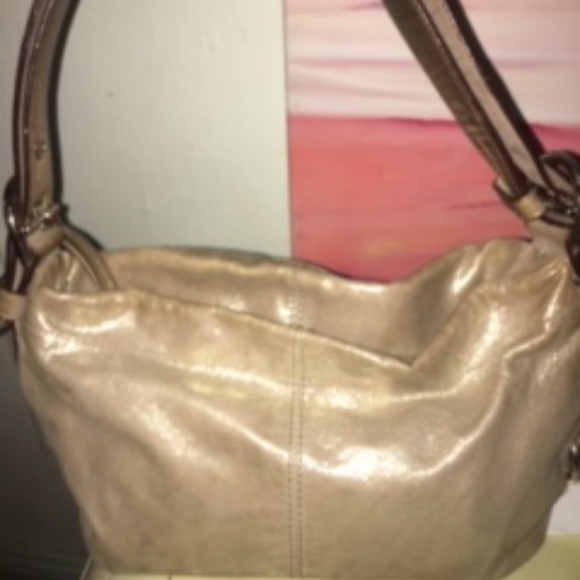 Authentic Coach Gold Leather Purse - Picture 1 of 5